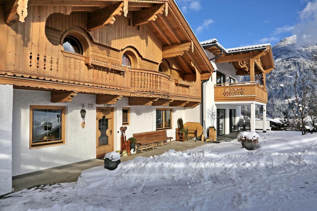 Landhaus & Apartment Taxach Ried im Zillertal Kültér fotó
