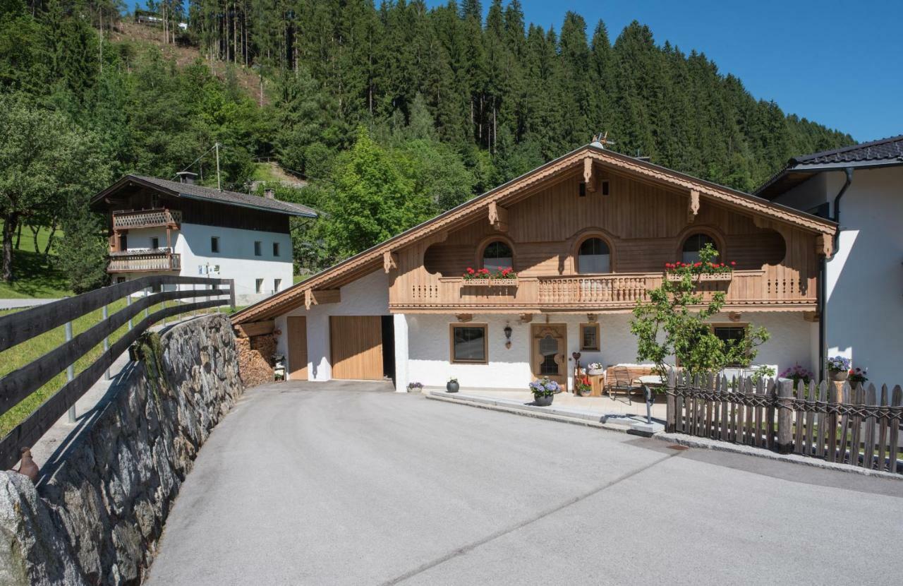 Landhaus & Apartment Taxach Ried im Zillertal Kültér fotó